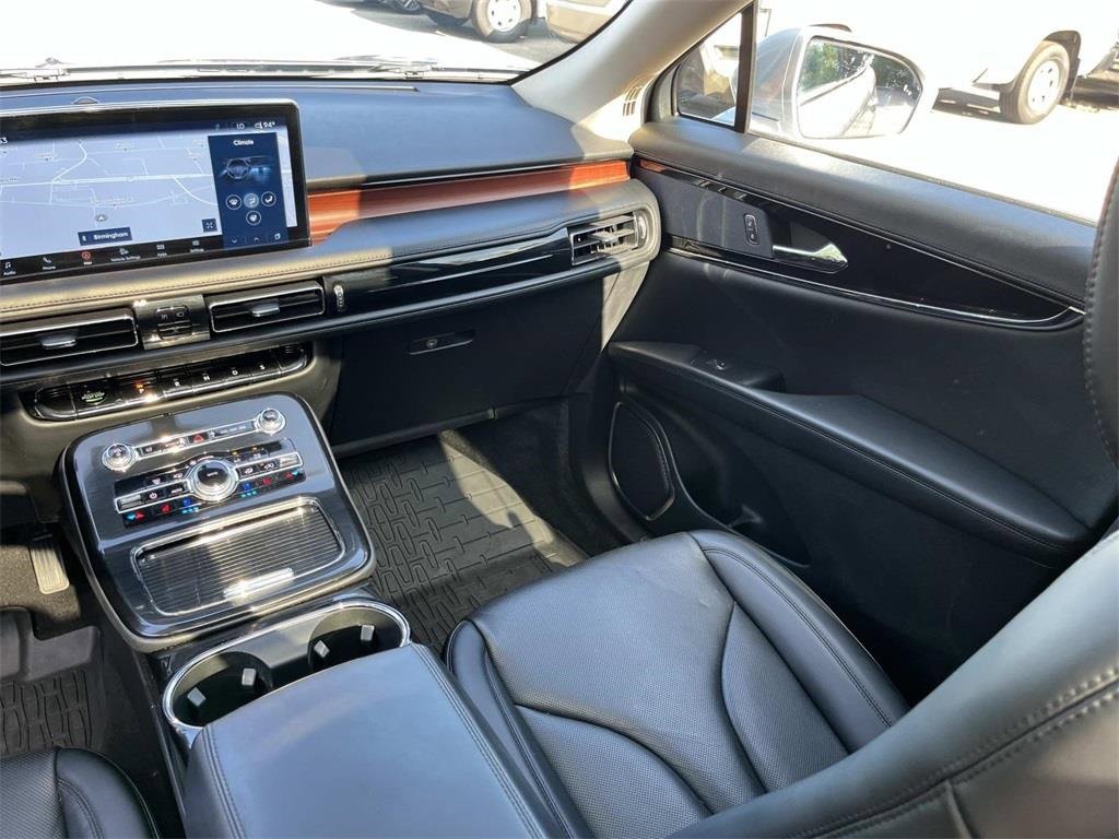 Used 2022 Lincoln Nautilus Reserve image 29