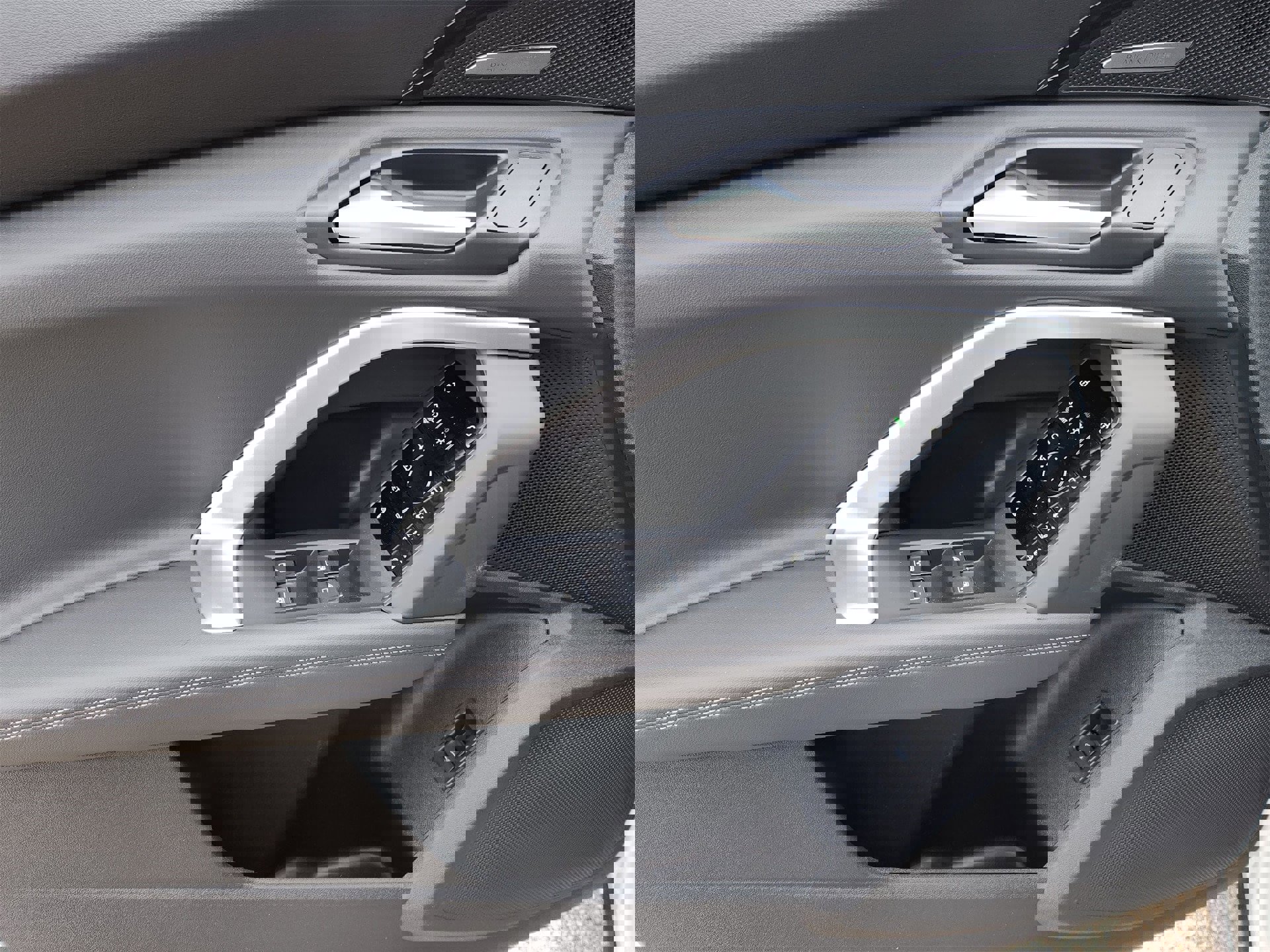 New 2025 Audi Q5 Premium Plus image 15