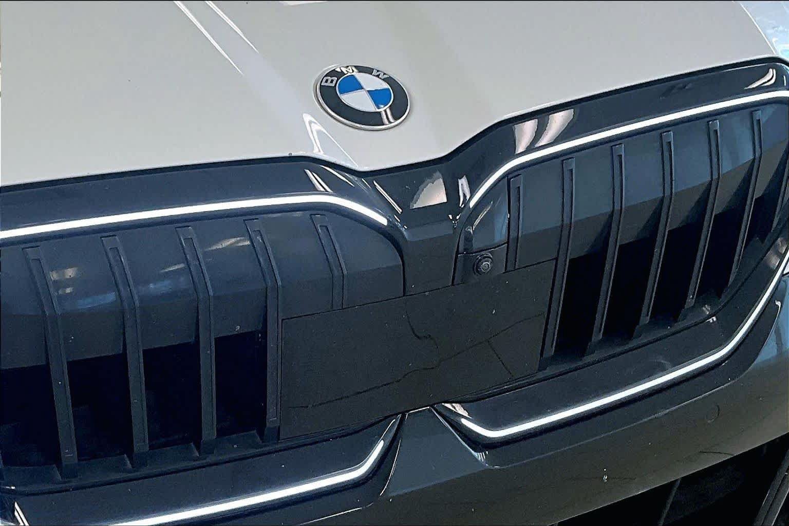 Used 2024 BMW 540i xDrive w/ Premium Package AWD/4WD image 28