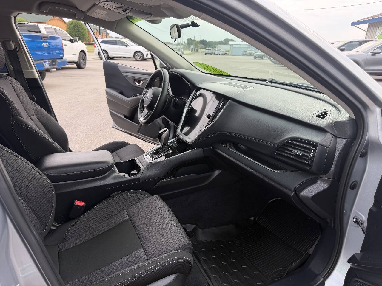 Used 2022 Subaru Outback Premium AWD/4WD image 12