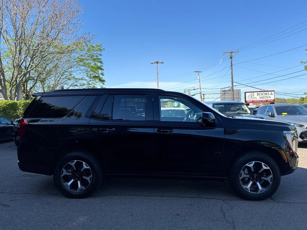 Used 2026 GMC Yukon AT4 Ultimate AWD/4WD image 7