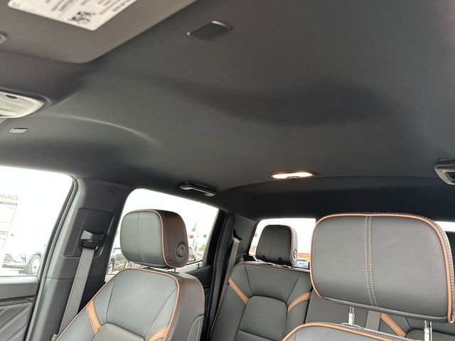 New 2026 GMC Canyon AT4 w/ AT4 Premium Package AWD/4WD image 18