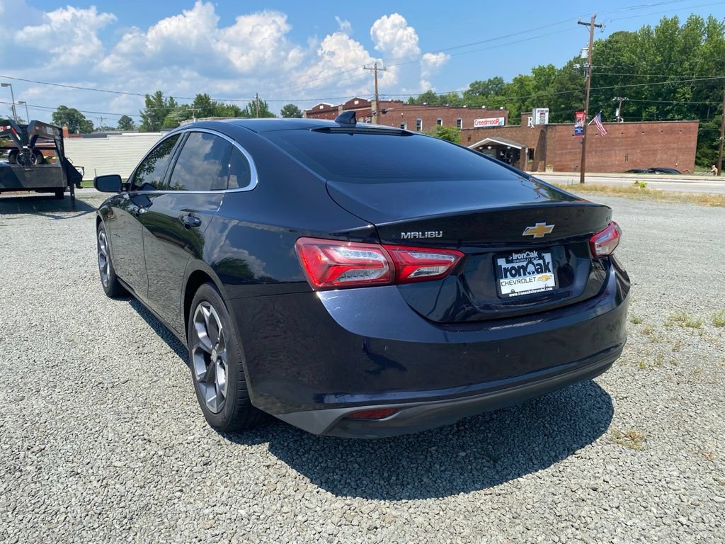 Used 2022 Chevrolet Malibu LT FWD image 5