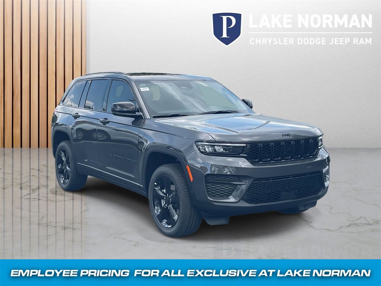 New 2025 Jeep Grand Cherokee Altitude