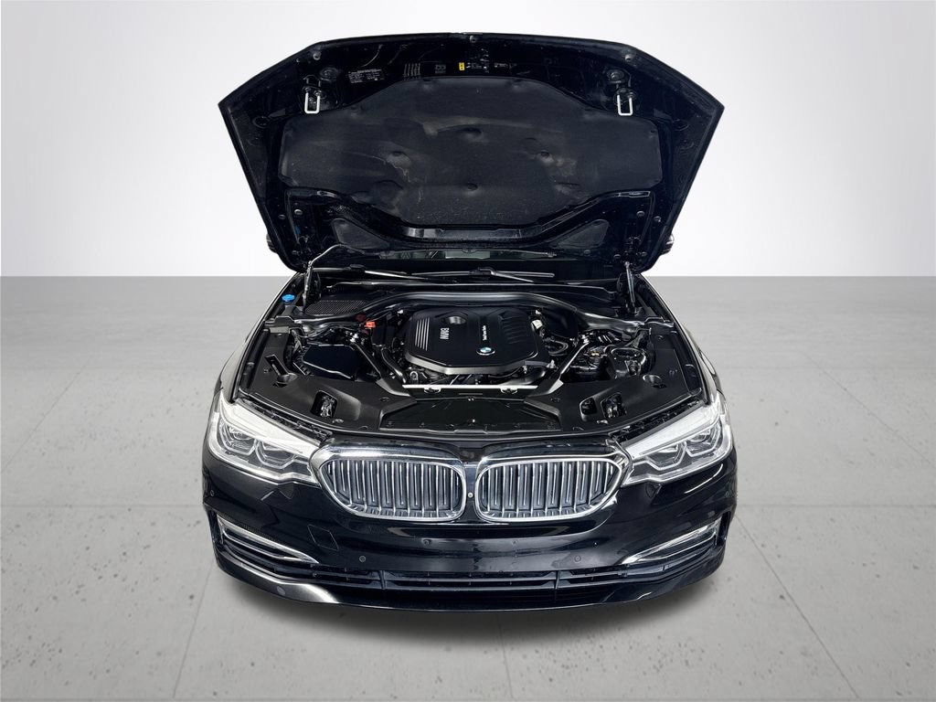 Used 2017 BMW 540i RWD image 23