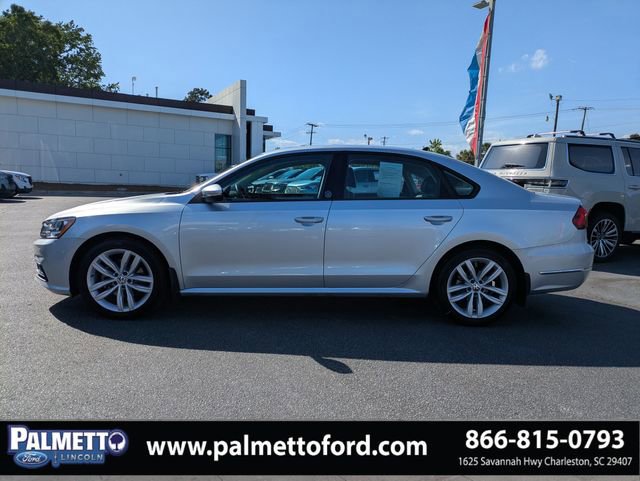 Used 2019 Volkswagen Passat 2.0T Wolfsburg FWD image 6