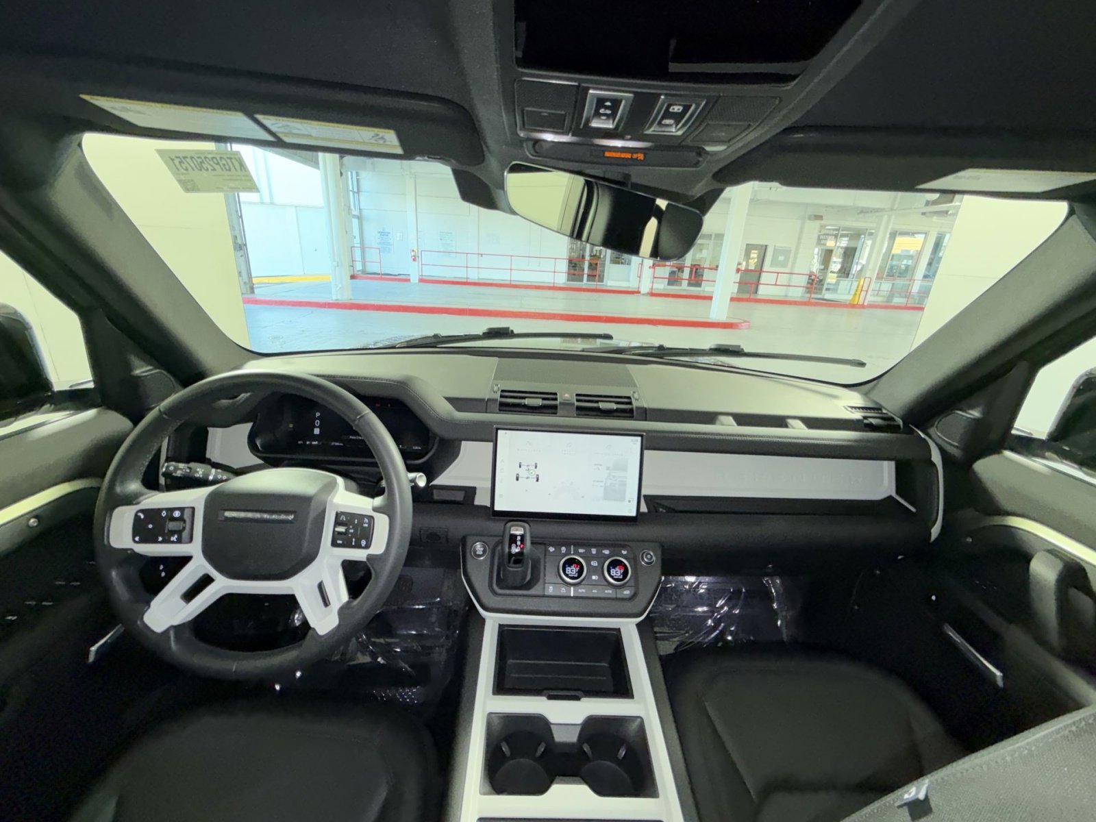 Used 2025 Land Rover Defender 110 S image 23