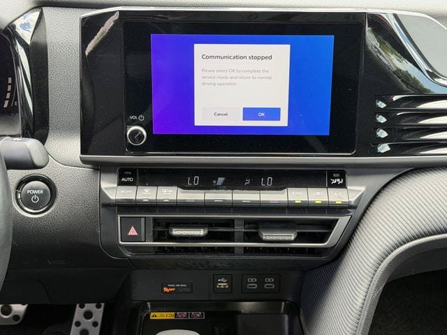 Certified 2025 Toyota Camry SE FWD image 17