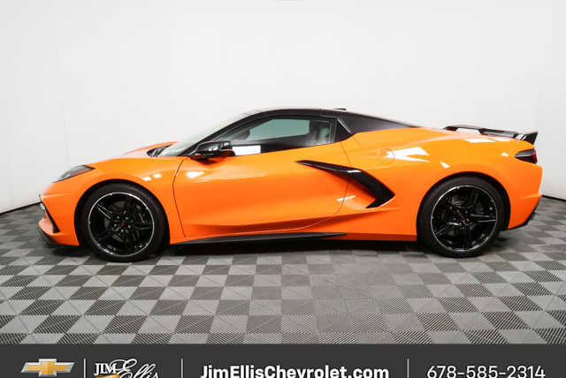 Used 2022 Chevrolet Corvette Stingray Premium Conv w/ Z51 Performance Package RWD image 32