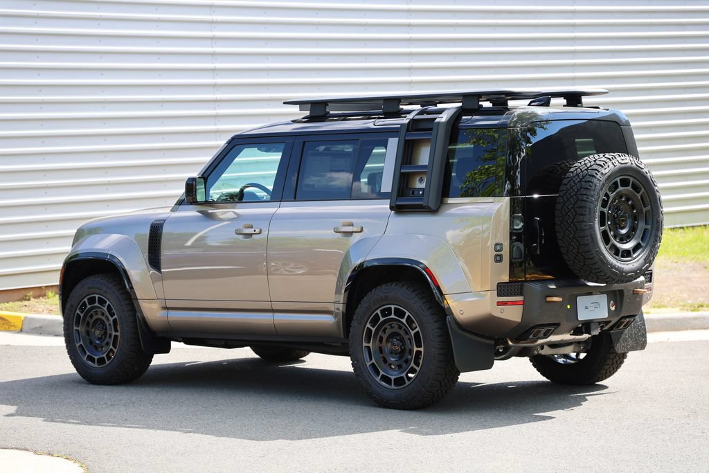 New 2026 Land Rover Defender 110 OCTA AWD/4WD image 2