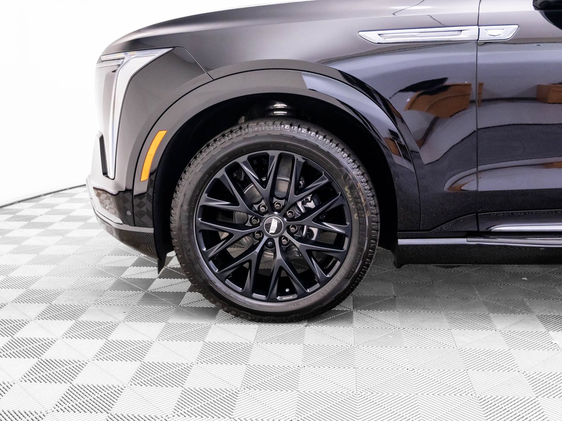 New 2026 Cadillac Escalade IQ Sport 1 w/ LPO, ONYX Package AWD/4WD image 36