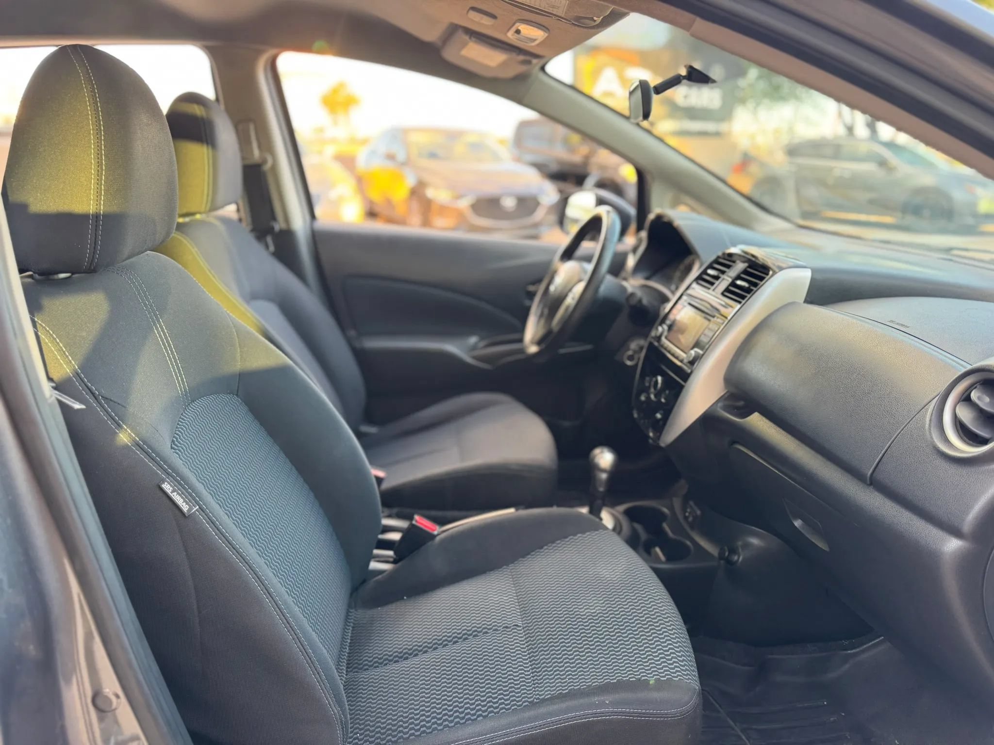 Used 2018 Nissan Versa Note FWD image 23