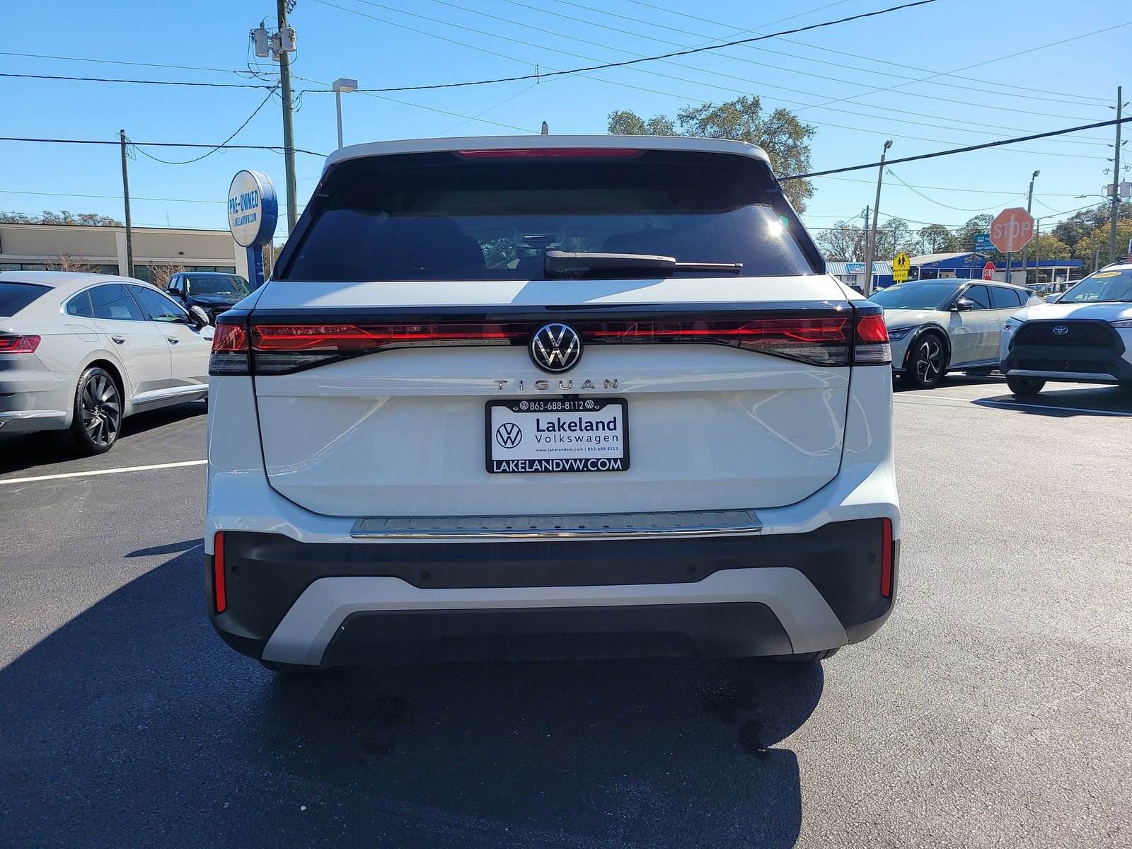 Certified 2025 Volkswagen Tiguan S image 7