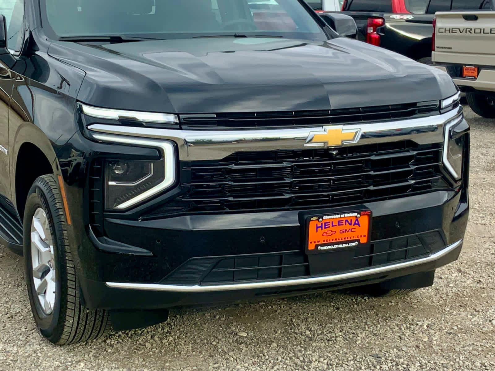 New 2026 Chevrolet Suburban LS image 9