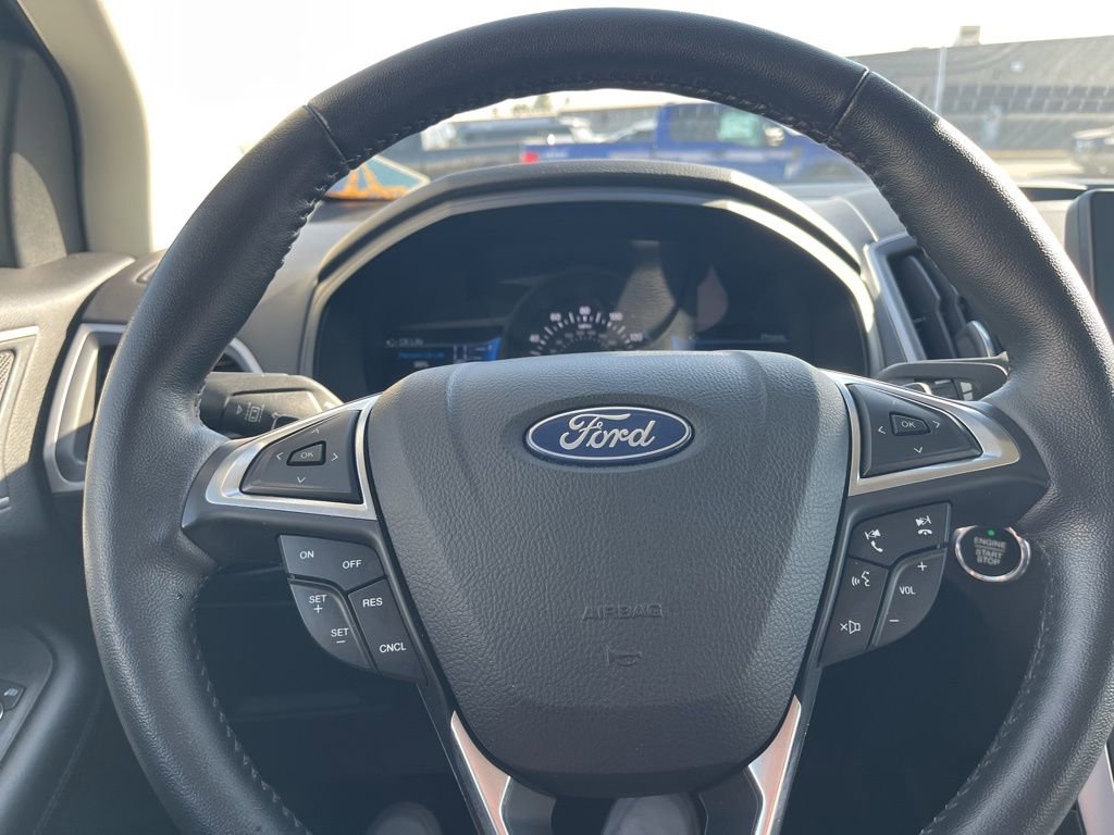 Used 2023 Ford Edge SEL w/ Convenience Package image 15