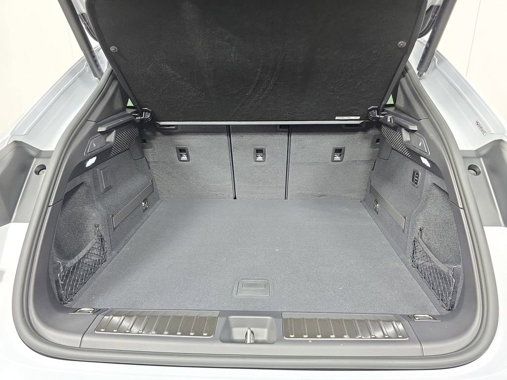 New 2026 Porsche Macan GTS Electric image 25