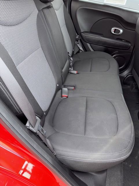 Used 2018 Kia Soul + image 17