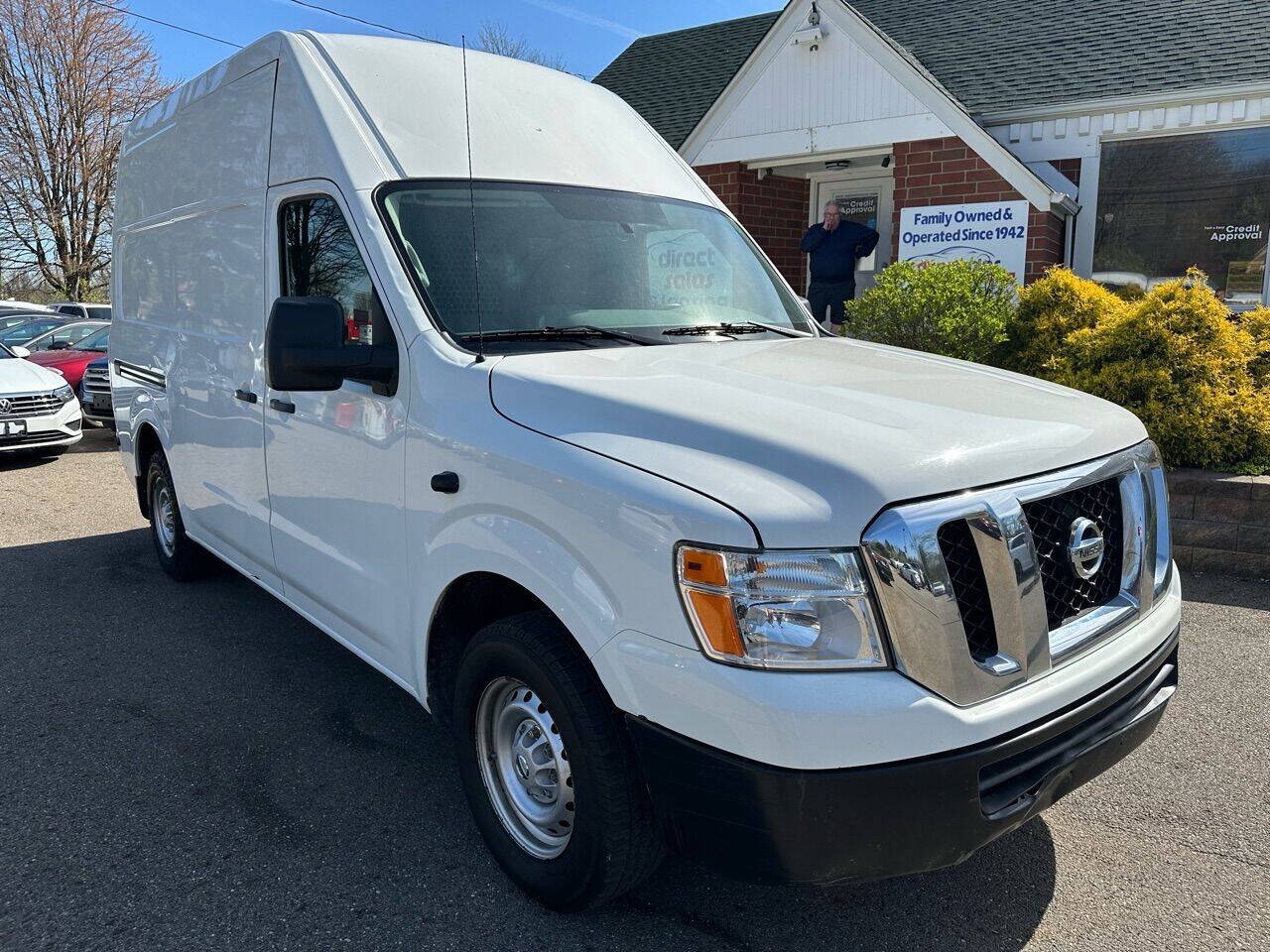 Used 2020 Nissan NV 2500 High Roof RWD image 10