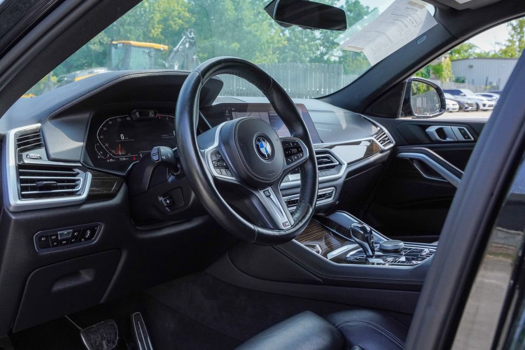 Used 2020 BMW X6 xDrive40i w/ Executive Package AWD/4WD image 12