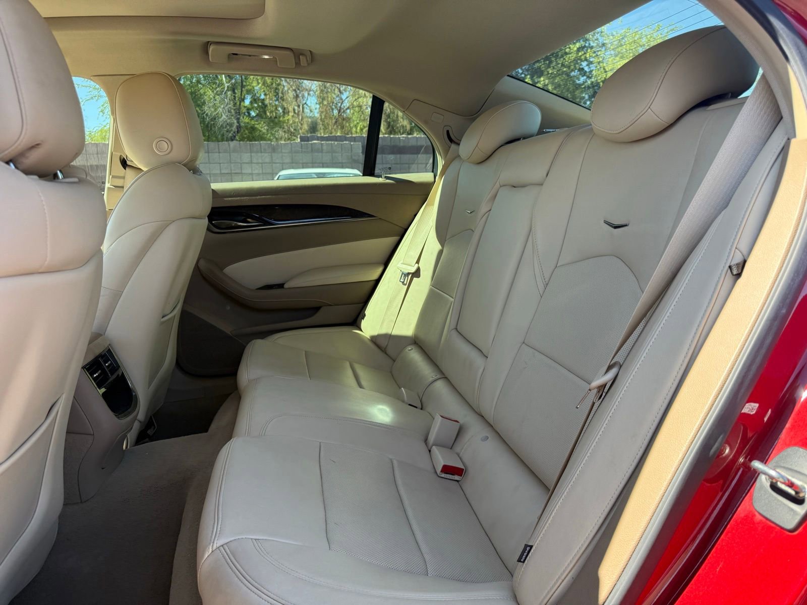 Used 2015 Cadillac CTS Luxury RWD image 9