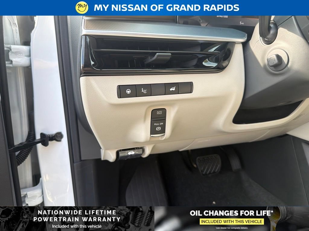 New 2026 Nissan Murano Platinum w/ Cargo Package AWD/4WD image 13