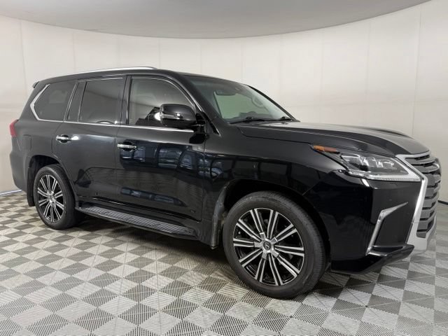 Used 2021 Lexus LX 570 4WD w/ Luxury Package image 10