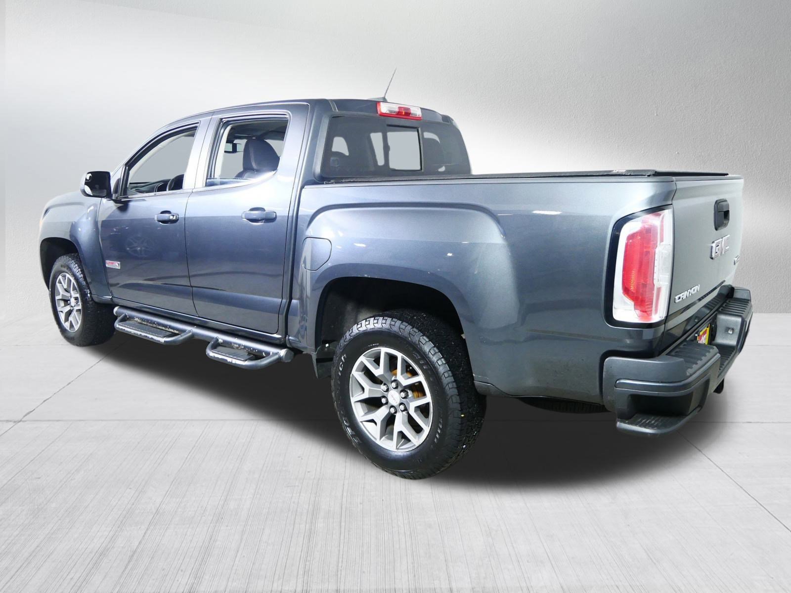 Used 2015 GMC Canyon SLE w/ All-Terrain Package image 5