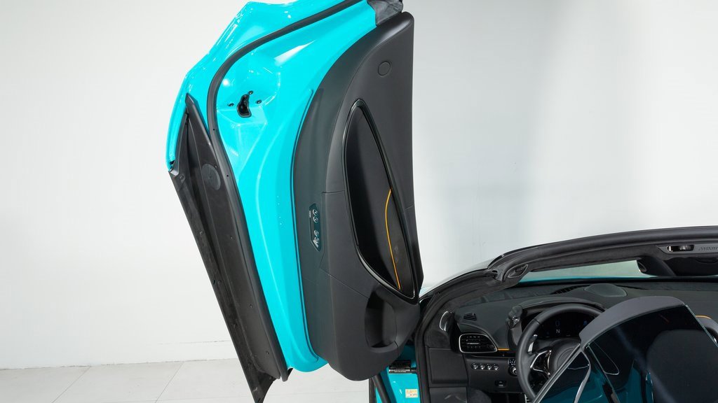 New 2025 McLaren Artura Spider image 13