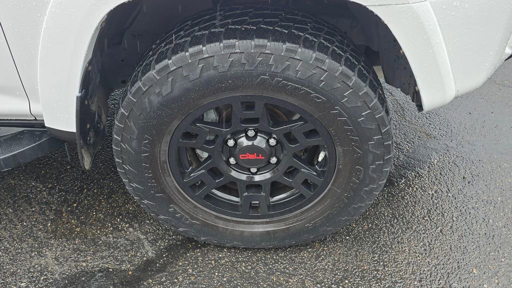 Used 2016 Toyota 4Runner TRD Pro image 9