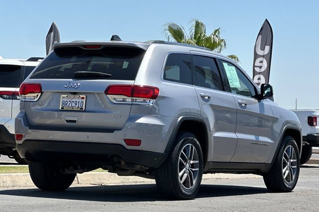 Certified 2020 Jeep Grand Cherokee Laredo w/ Laredo X Package RWD image 3
