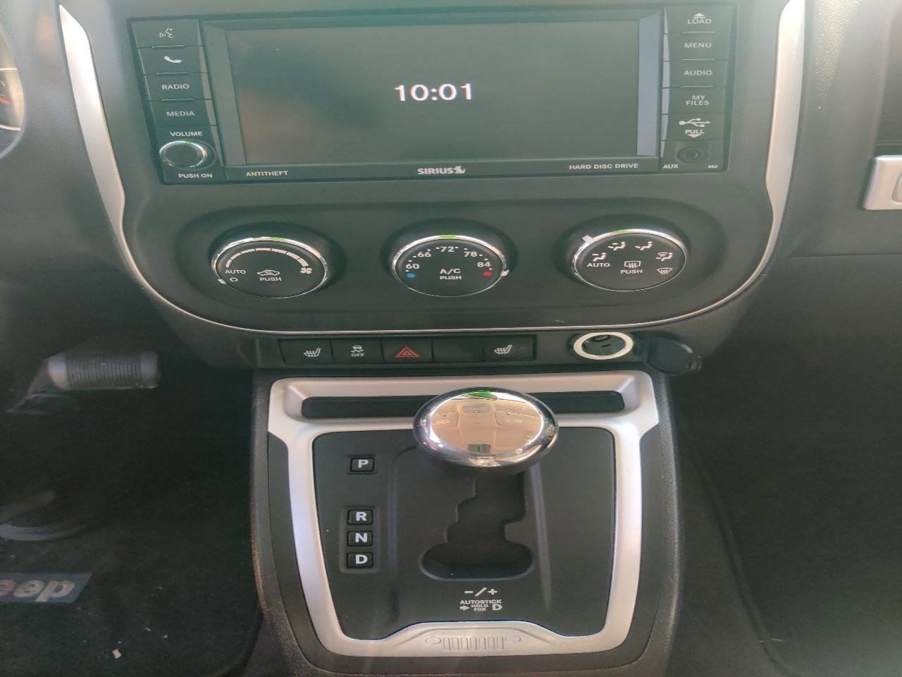 Used 2014 Jeep Compass Limited w/ Premium Sound Group image 10