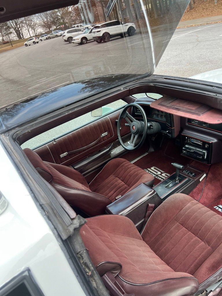 Used 1987 Chevrolet Monte Carlo SS RWD image 7
