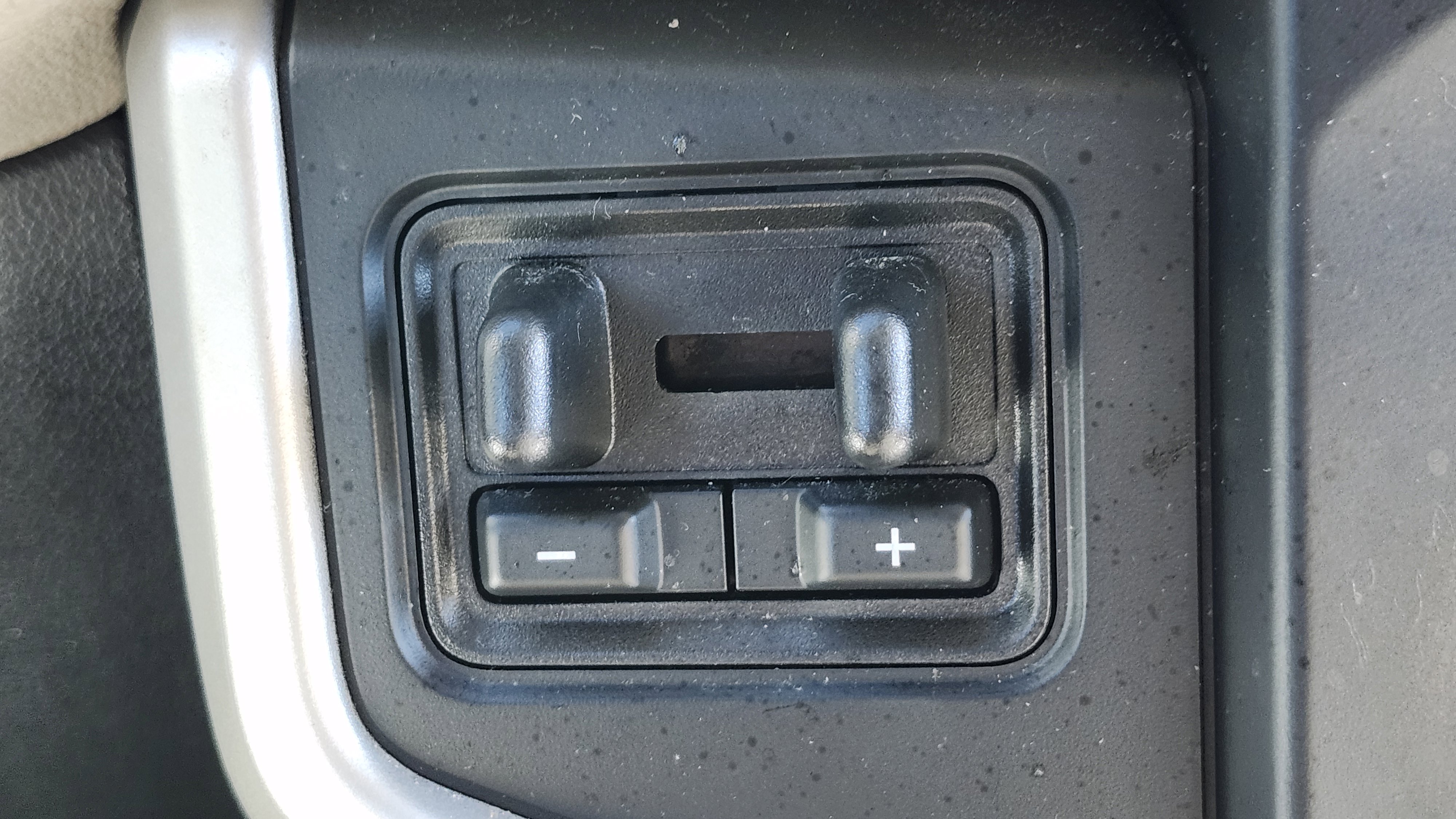 Used 2023 Ford Expedition Limited image 31