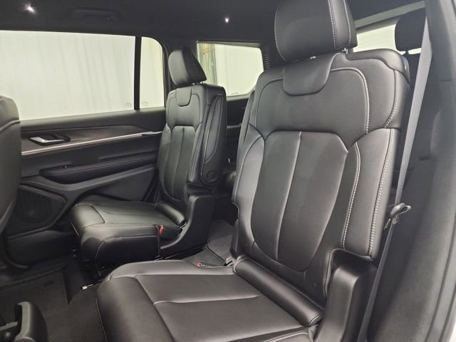 New 2025 Jeep Grand Cherokee L Limited w/ Trailer Tow Package image 37