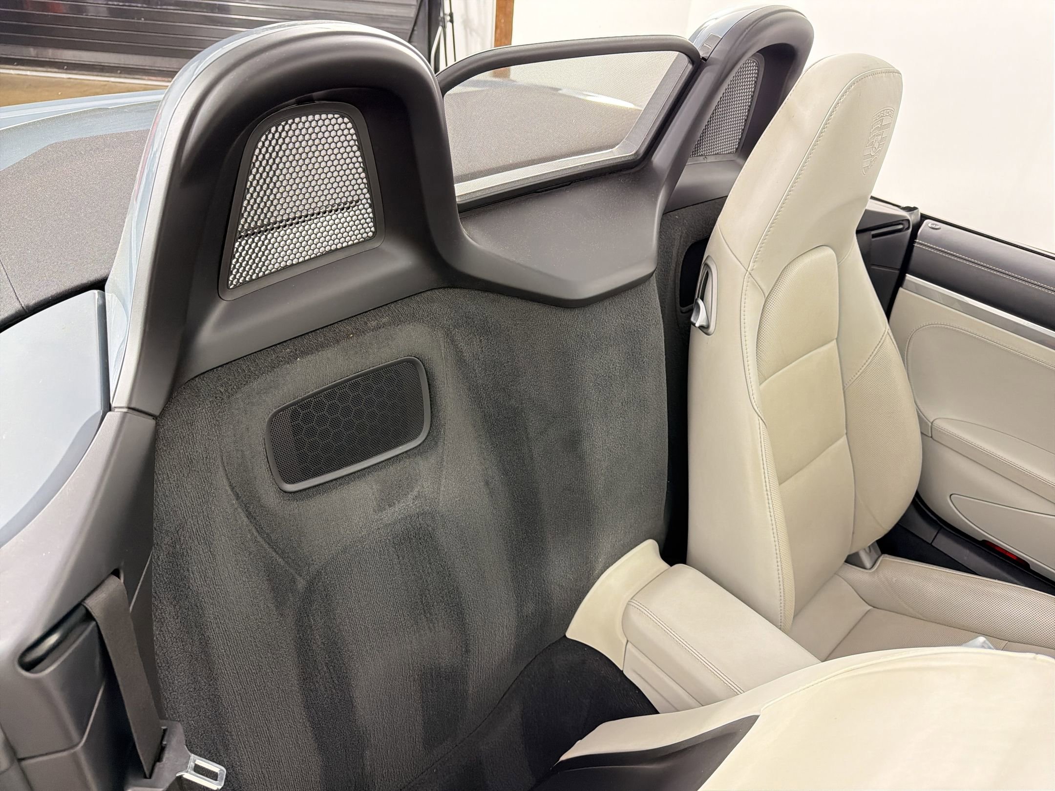 Certified 2017 Porsche 718 Boxster image 28