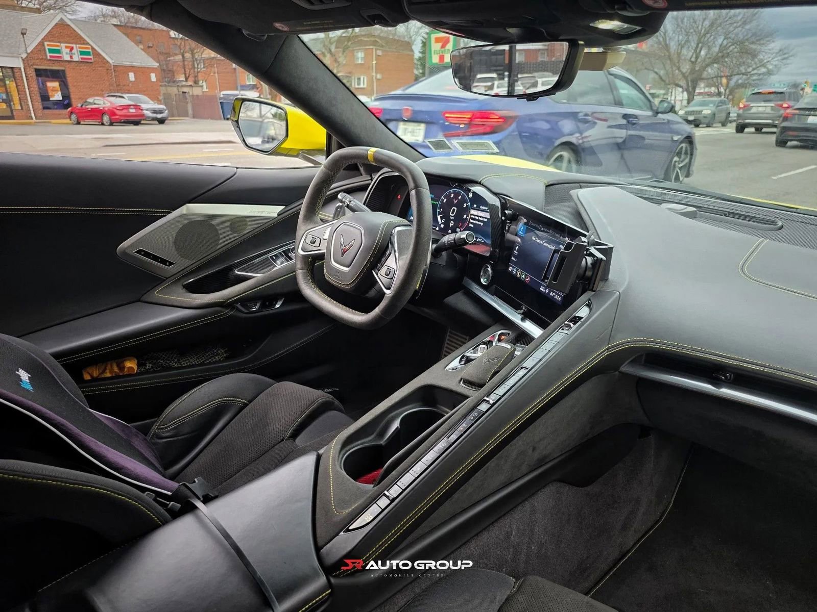 Used 2020 Chevrolet Corvette Stingray Premium Cpe w/ 3LT Preferred Equipment Group image 18