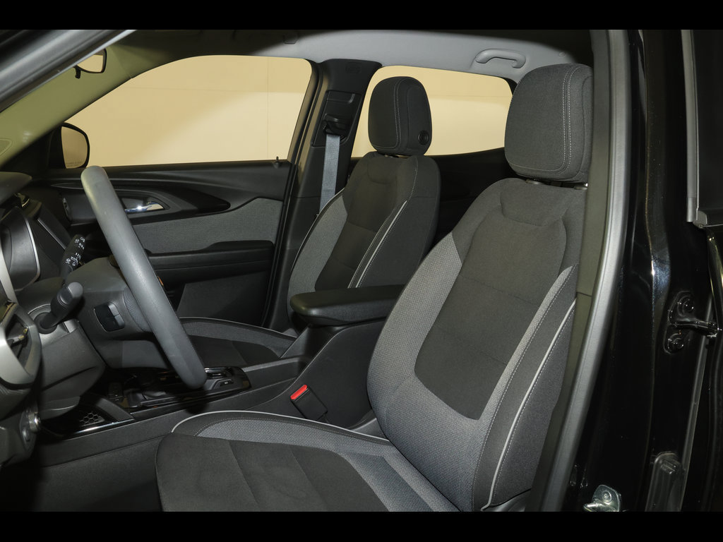 Used 2023 Chevrolet TrailBlazer LS AWD/4WD image 13