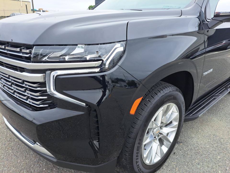 Used 2024 Chevrolet Tahoe Premier AWD/4WD image 23
