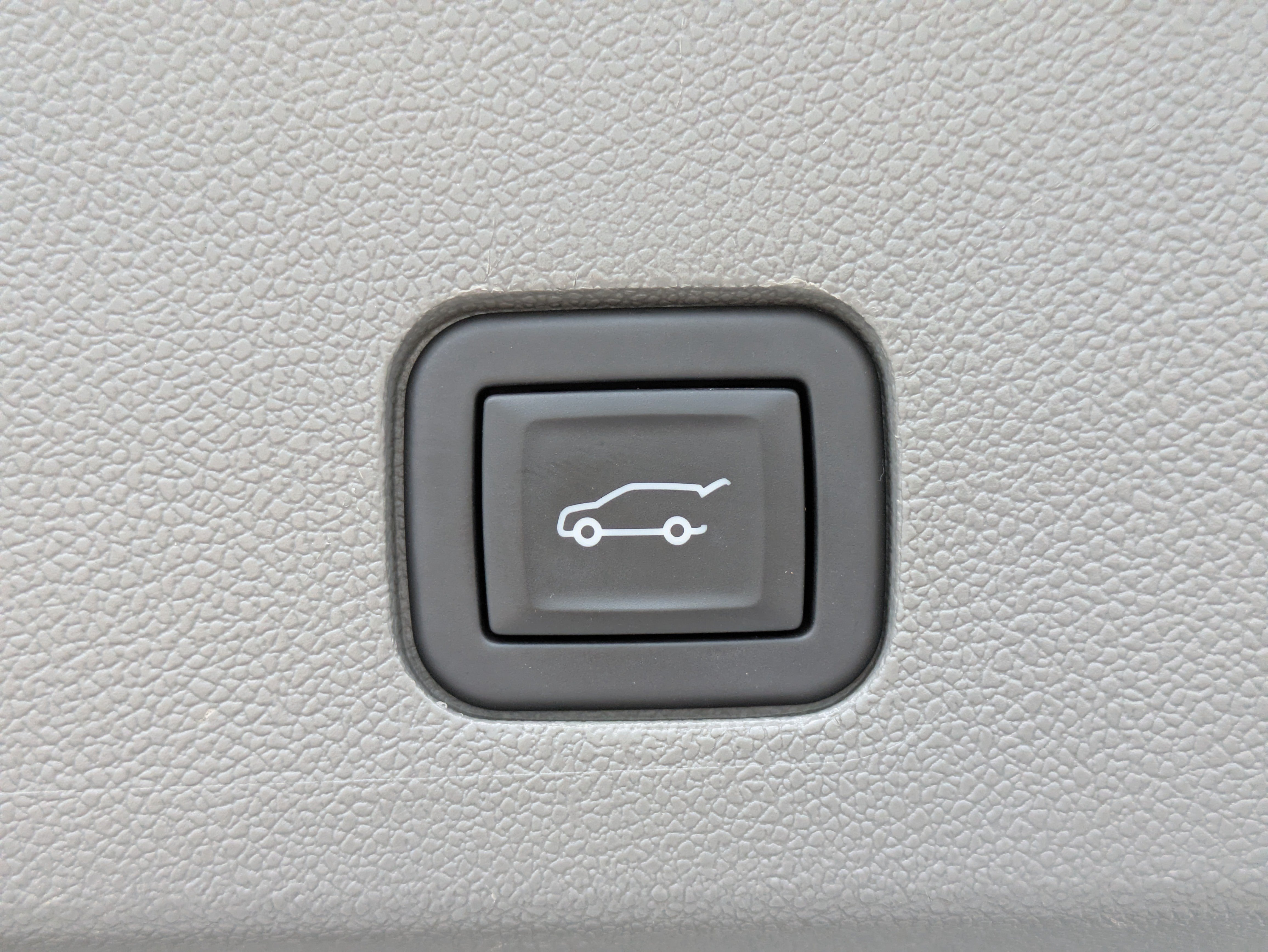 Certified 2024 Cadillac XT6 Premium Luxury FWD image 12