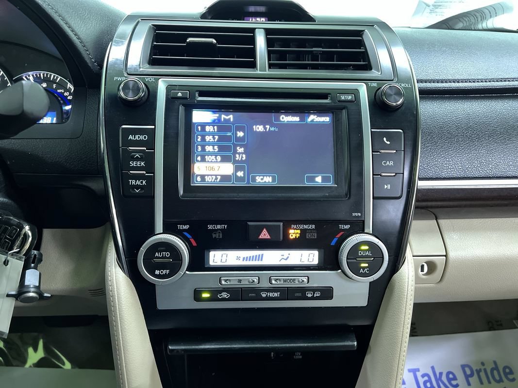 Used 2013 Toyota Camry XLE FWD image 21