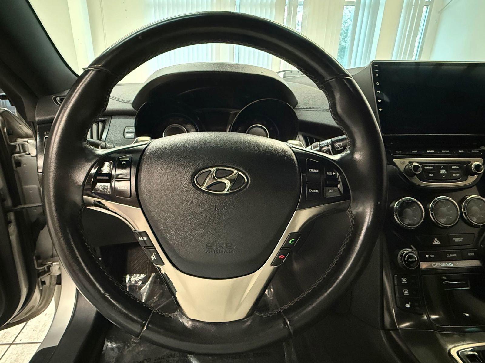 Used 2013 Hyundai Genesis 3.8 image 24
