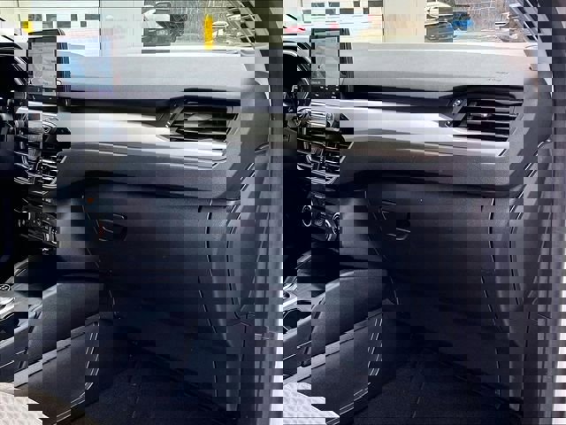 Used 2021 Ford Escape SE AWD/4WD image 17