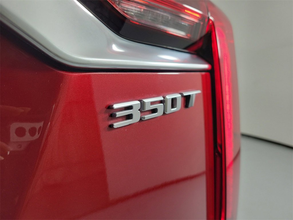 Certified 2025 Cadillac XT6 Luxury image 5