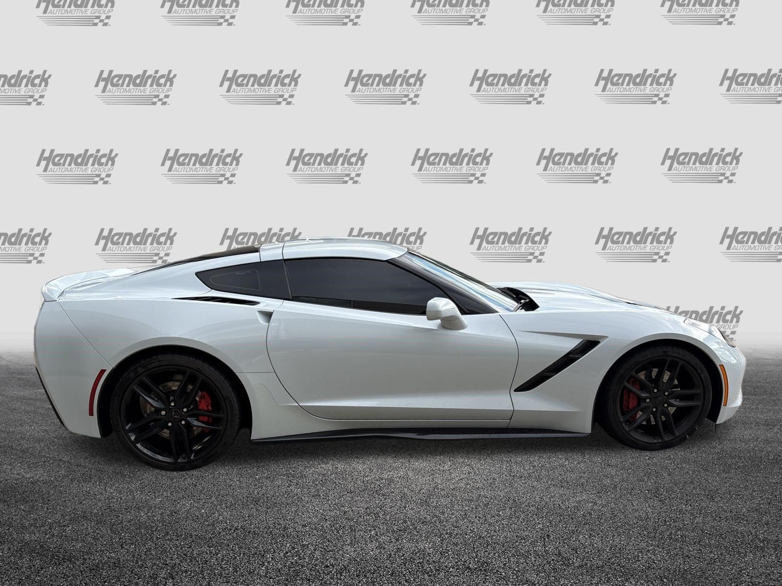 Used 2019 Chevrolet Corvette Stingray Coupe w/ Carbon Flash Badge Package RWD image 11