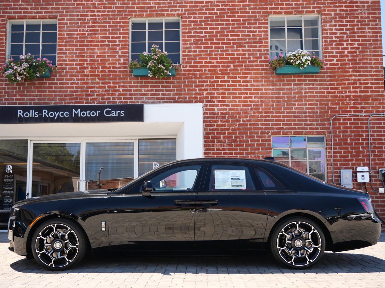 New 2025 Rolls-Royce Ghost Black Badge image 3