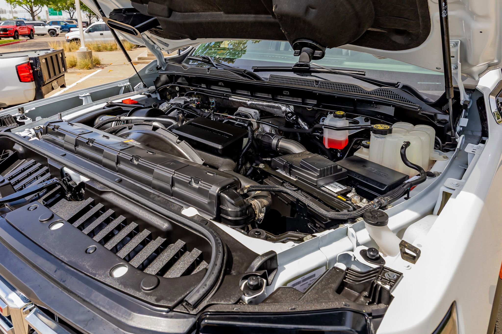 Used 2024 GMC Sierra 3500 SLT w/ SLT Premium Package AWD/4WD image 40