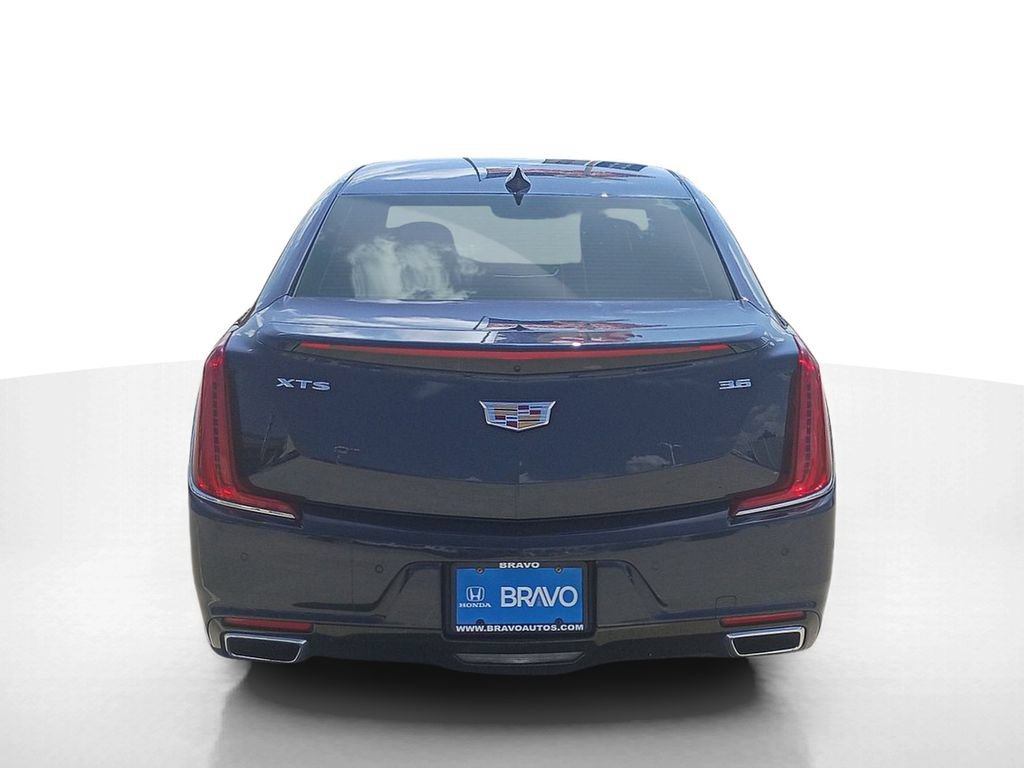Used 2018 Cadillac XTS Luxury w/ Driver Awareness Package FWD image 8