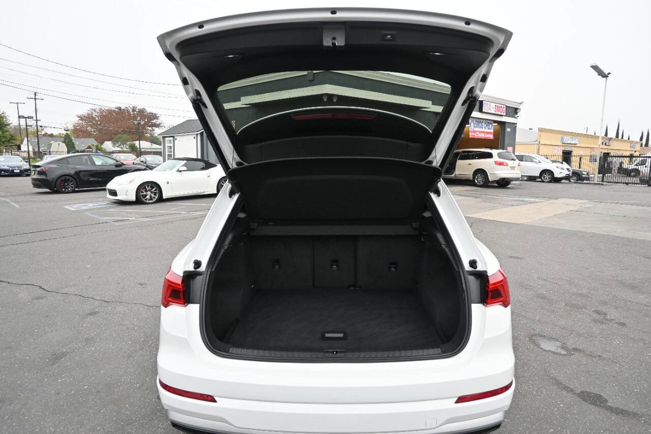 Used 2021 Audi Q3 2.0T Premium AWD/4WD image 18