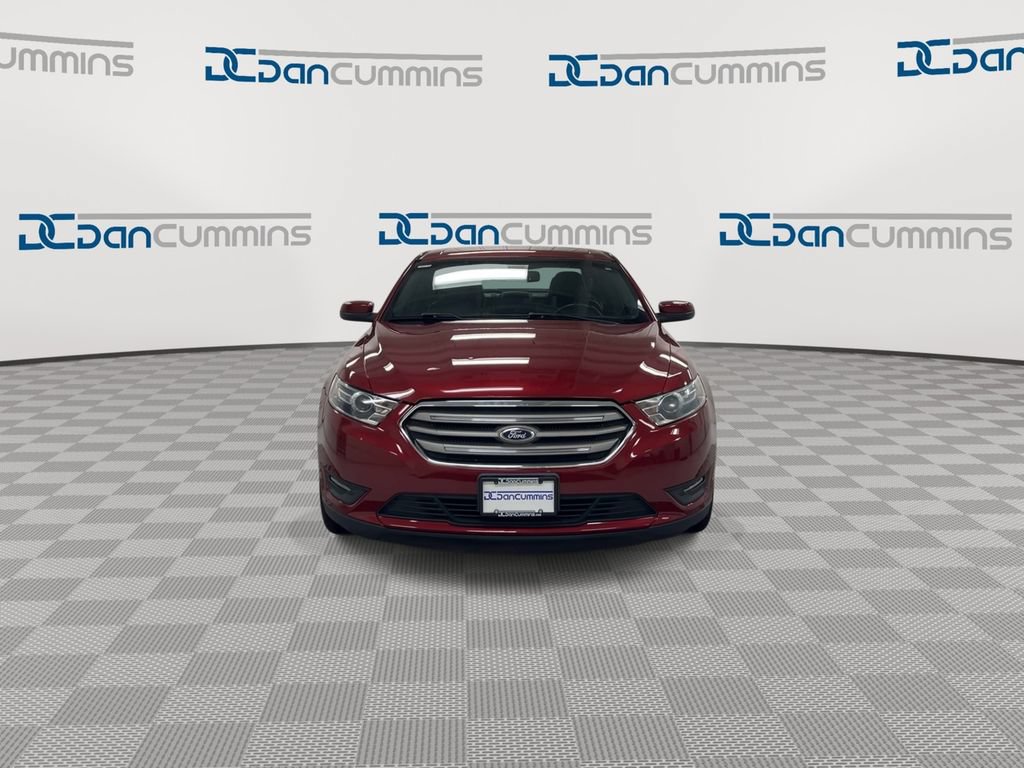 Used 2014 Ford Taurus SEL FWD image 3