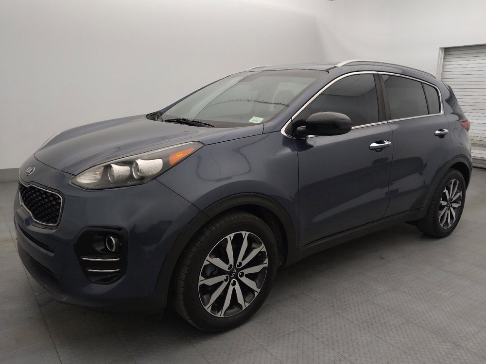 Used 2017 Kia Sportage EX image 2
